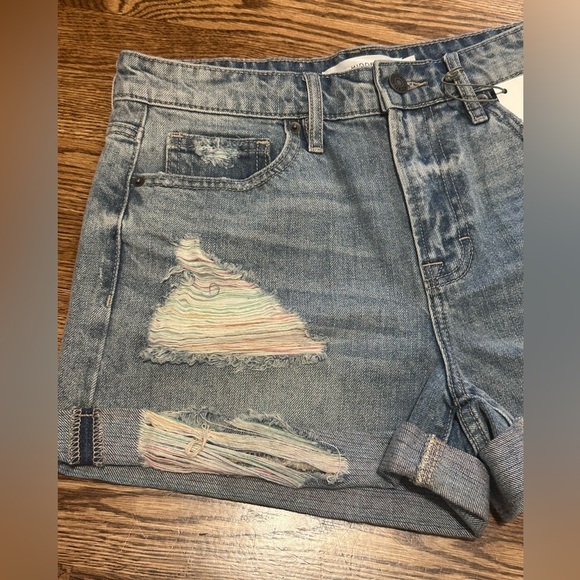 Hidden Jeans High-Rise Riley Distressed Boyfriend Denim Shorts Size Small - Picture 3 of 7